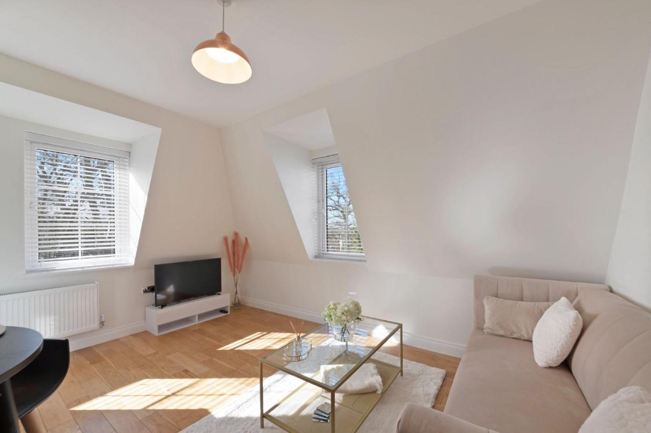 Spacious One Bed Loft Apartment Birchanger Esterno foto